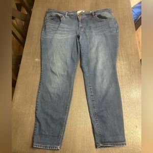 18W Jessica Simpson Forever Rolled Ankle Jeans